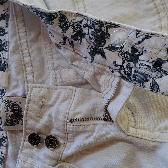 YMI City of Angel's Jeans - Picture 6 of 8